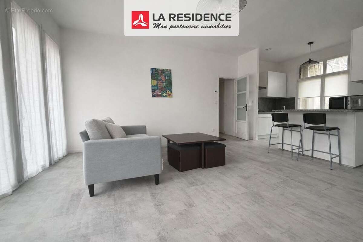 Maison à BONNIERES-SUR-SEINE