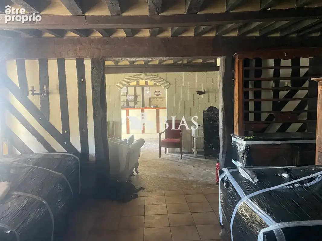 Maison 9 pièces 276 m² à vendre à Marolles (14100) - photo 6