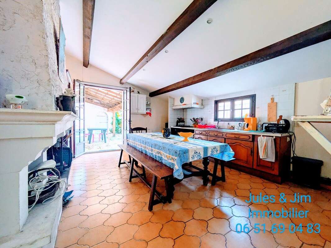 Maison à PLAN-D'AUPS-SAINTE-BAUME