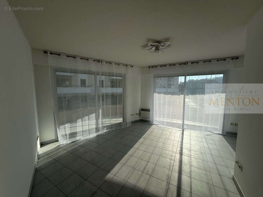 Appartement à MENTON