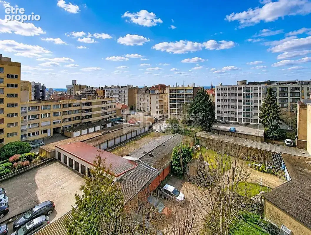 Metz - Appartement vintage en parfait état avec parking, proche gare - photo 11