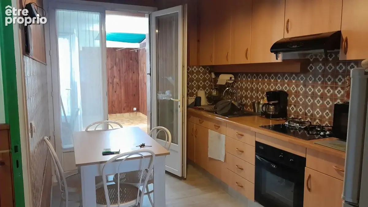 ROCHEFORT -  Maison à étage avec 3 chambres et garage  à 15 mn  à pied du centre-ville - photo 7