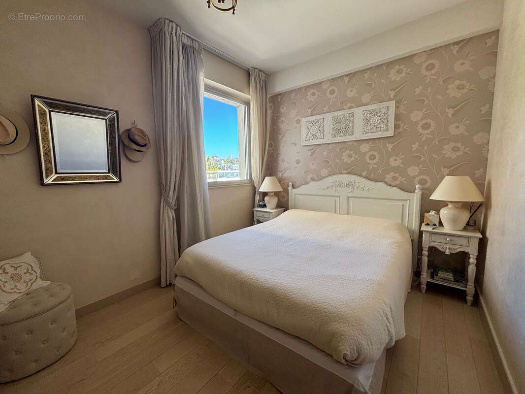 Appartement à MARSEILLE-7E
