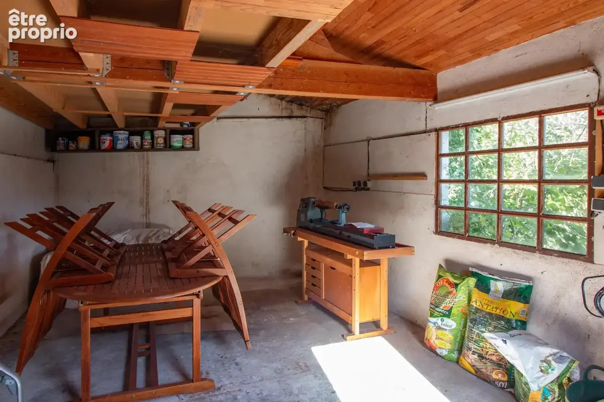Maison de village avec jardin, garage et potentiel - photo 18