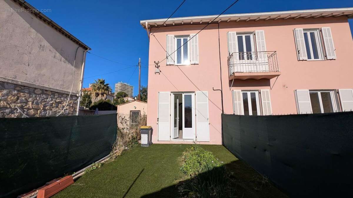Appartement à ANTIBES