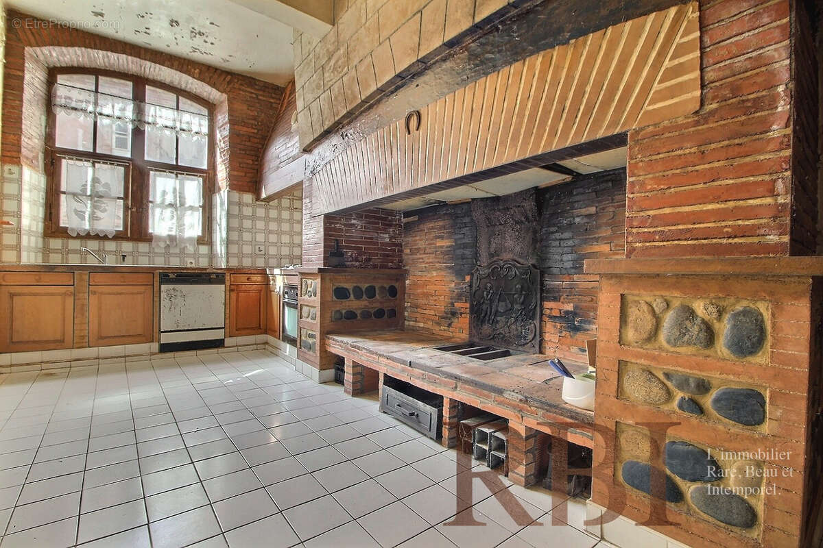 Maison à MONTESQUIEU-VOLVESTRE