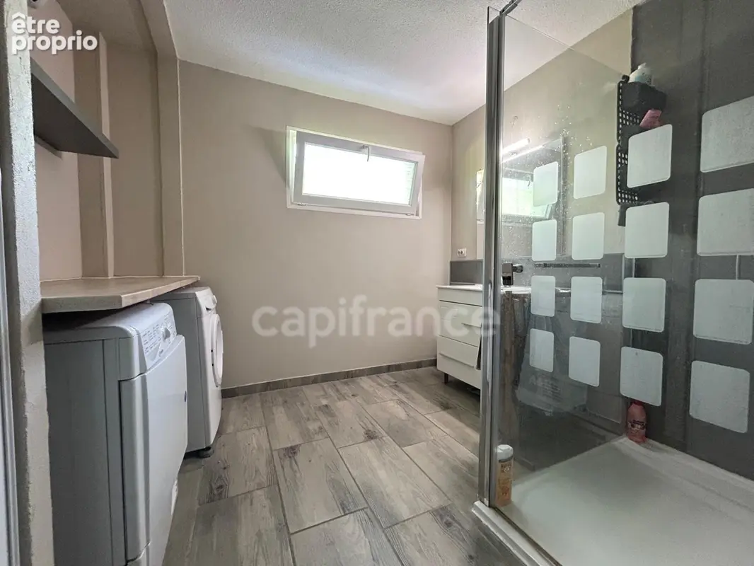 Maison de plain-pied 5 pièces de 204 m² avec piscine sur plus de 2 000 m² de terrain COURNONTERRAL (34) - photo 16