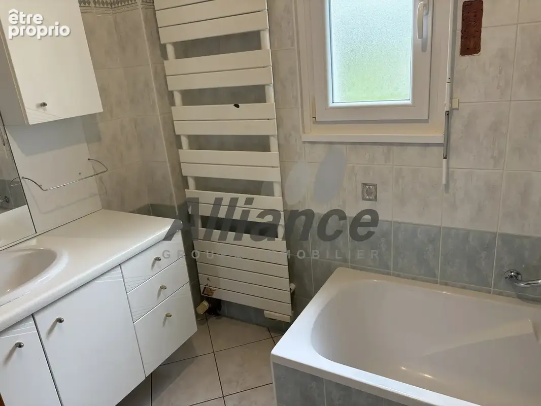 Maison  de  type  f5  avec  grand  terrain  a  froideconche - photo 9