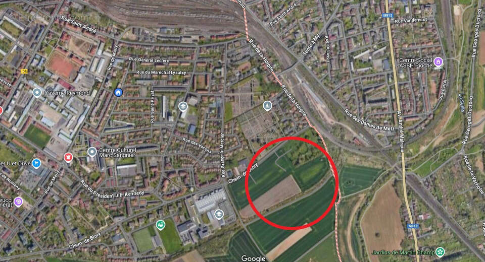 Terrain à MONTIGNY-LES-METZ