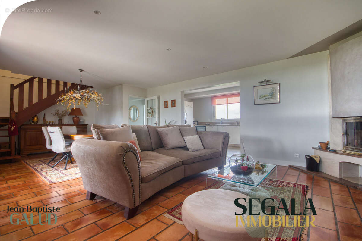 Maison 183 m2 sur 6171 m2 de terrain plat - photo 18