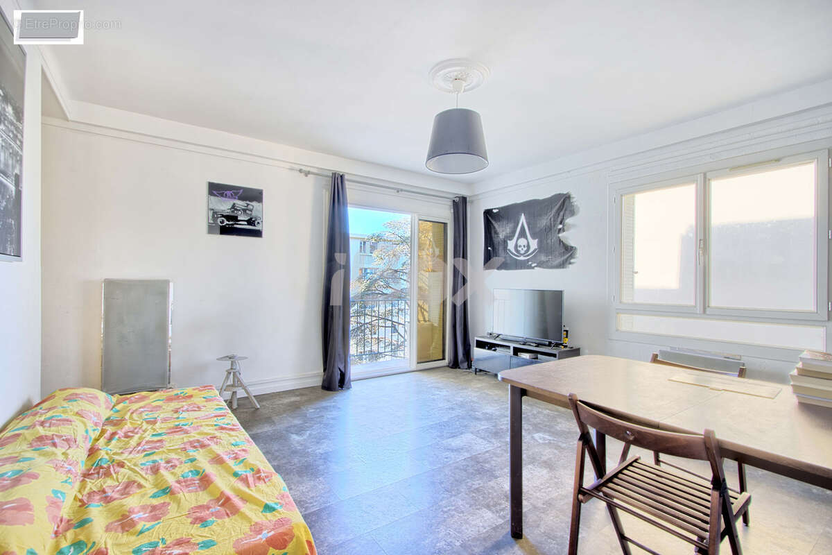 Toulon Siblas - photo 2