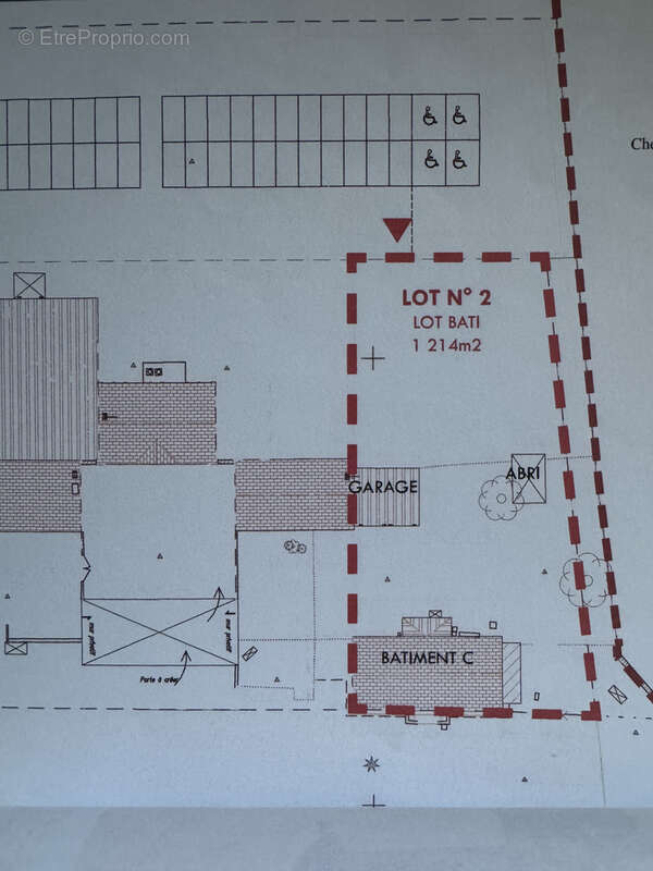 Terrain à LA ROCHETTE