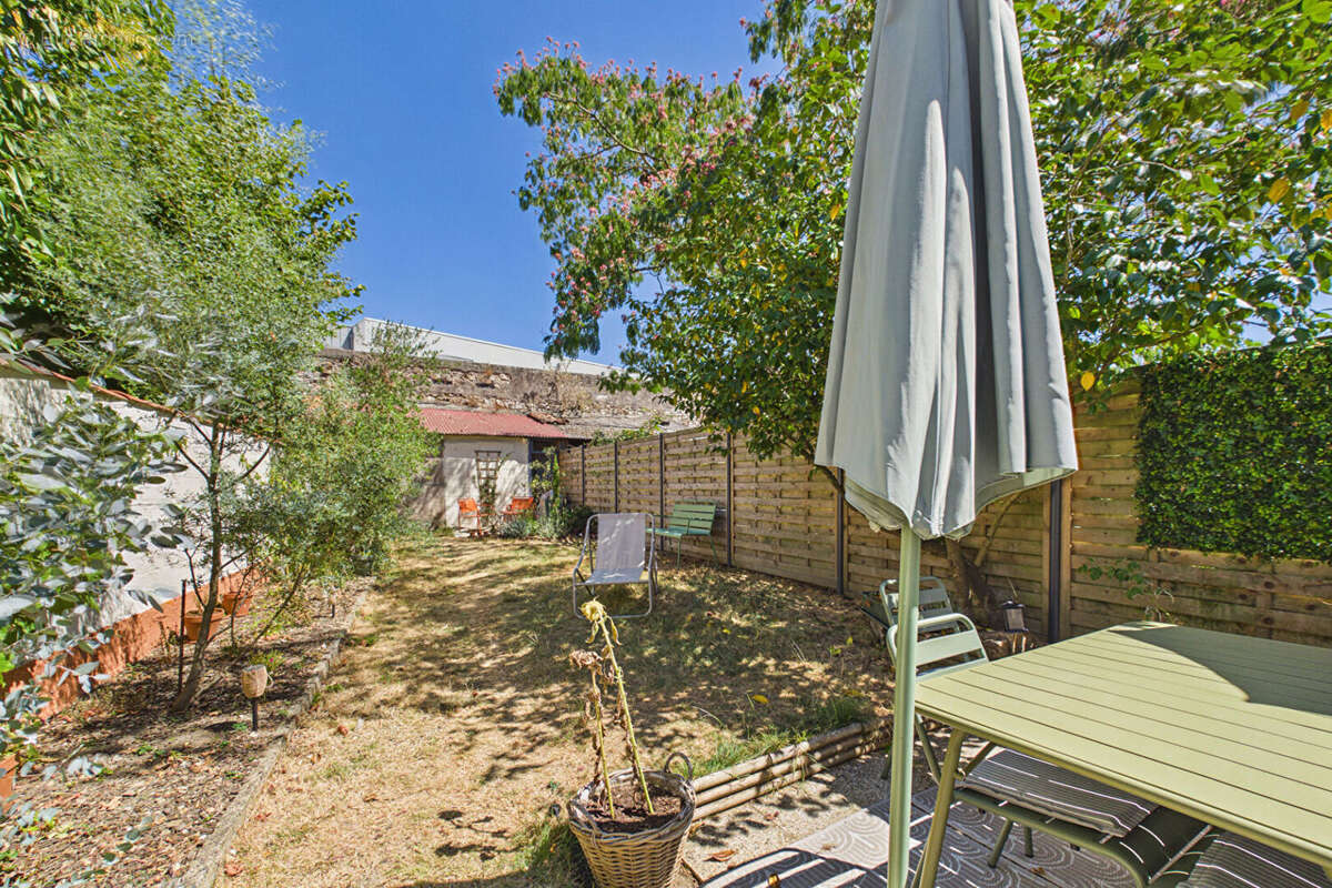 Maison coup-de-coeur 5 pièces 77 m² - Quartier Gare (La Roche-sur-Yon) - photo 2