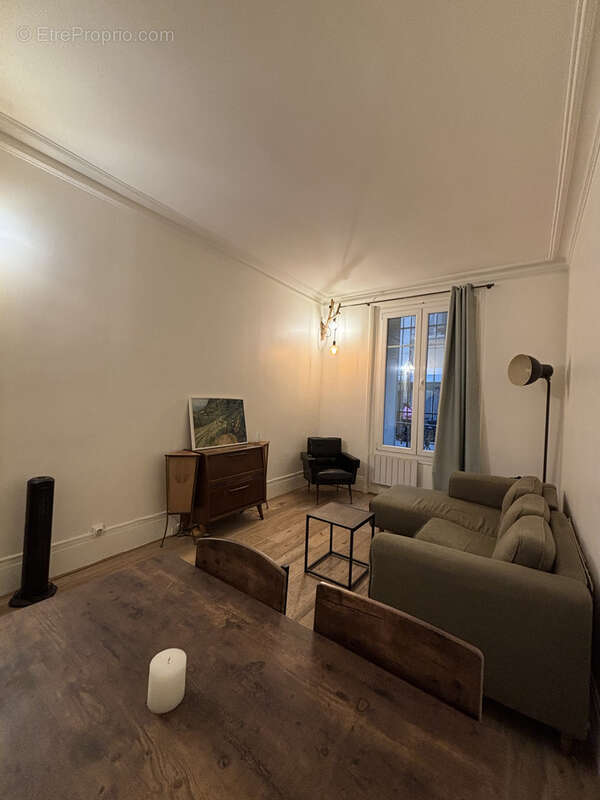 Commerce à PARIS-18E