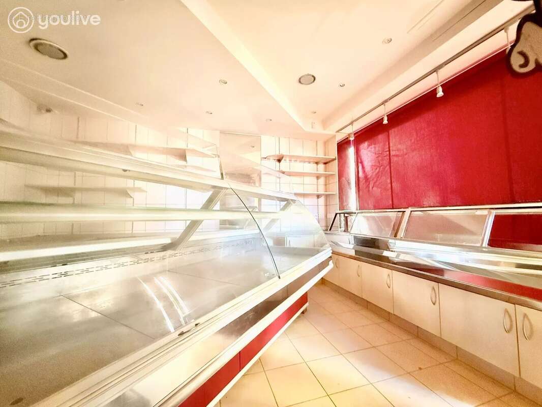 Commerce à DOUDEVILLE