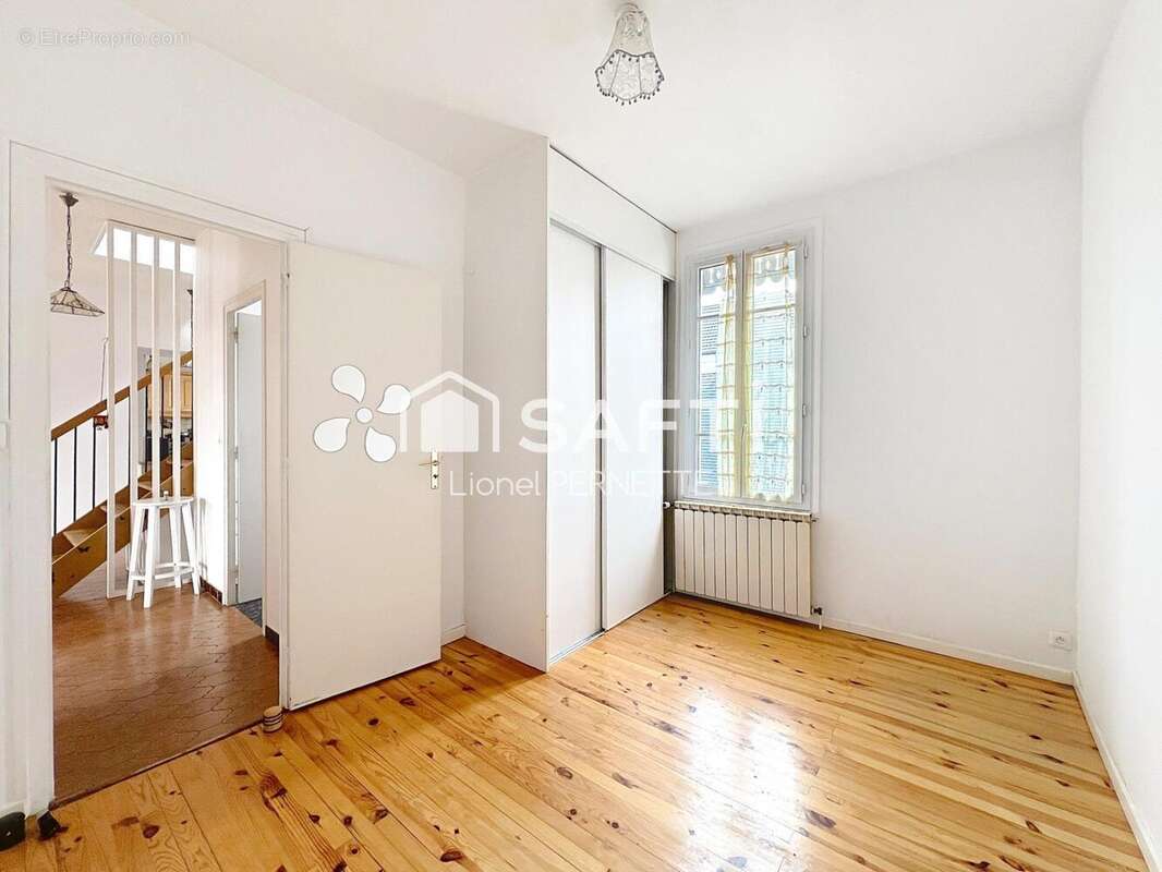 Photo 6 - Maison à VILLEURBANNE