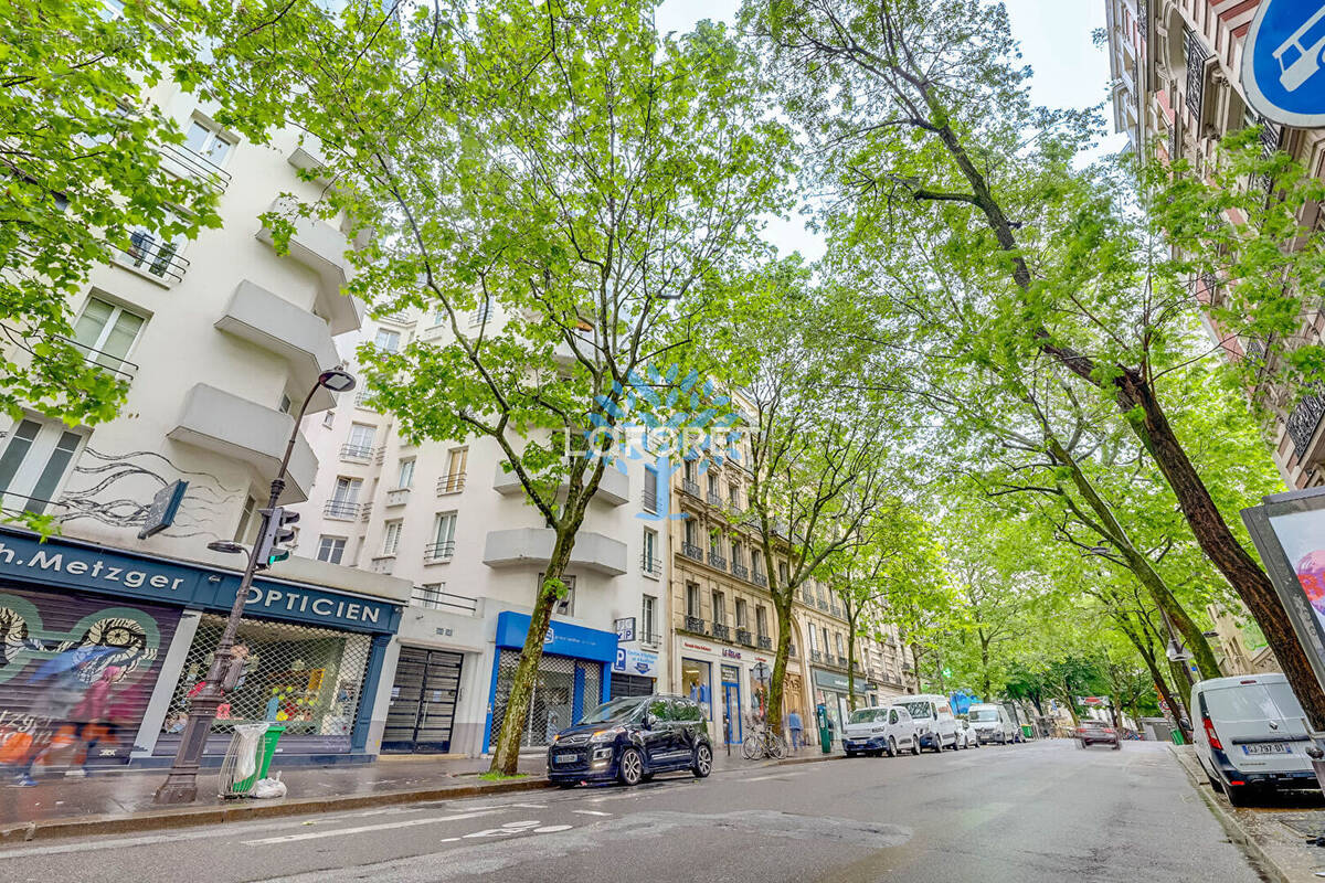Appartement à PARIS-20E