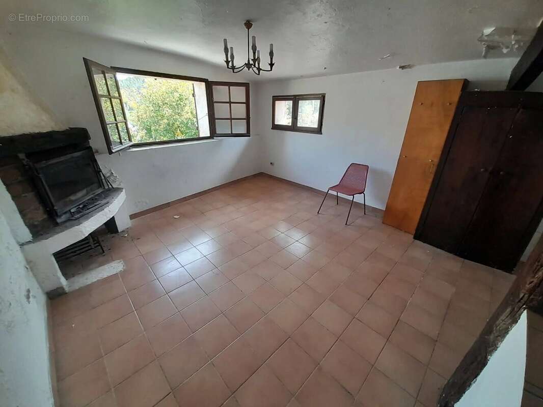 Maison de village 5p avec 2p indépendant, terrasse et 2 caves - photo 16