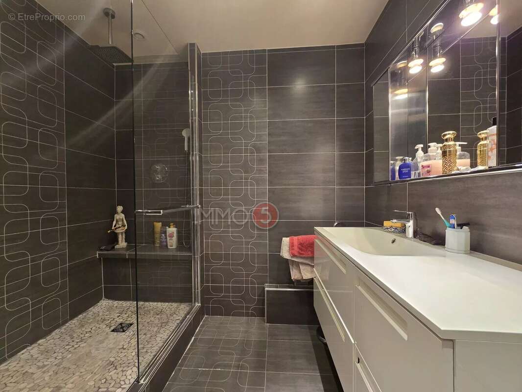 Appartement à LE RAINCY