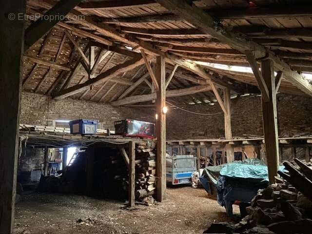 Maison à MAZEROLLES