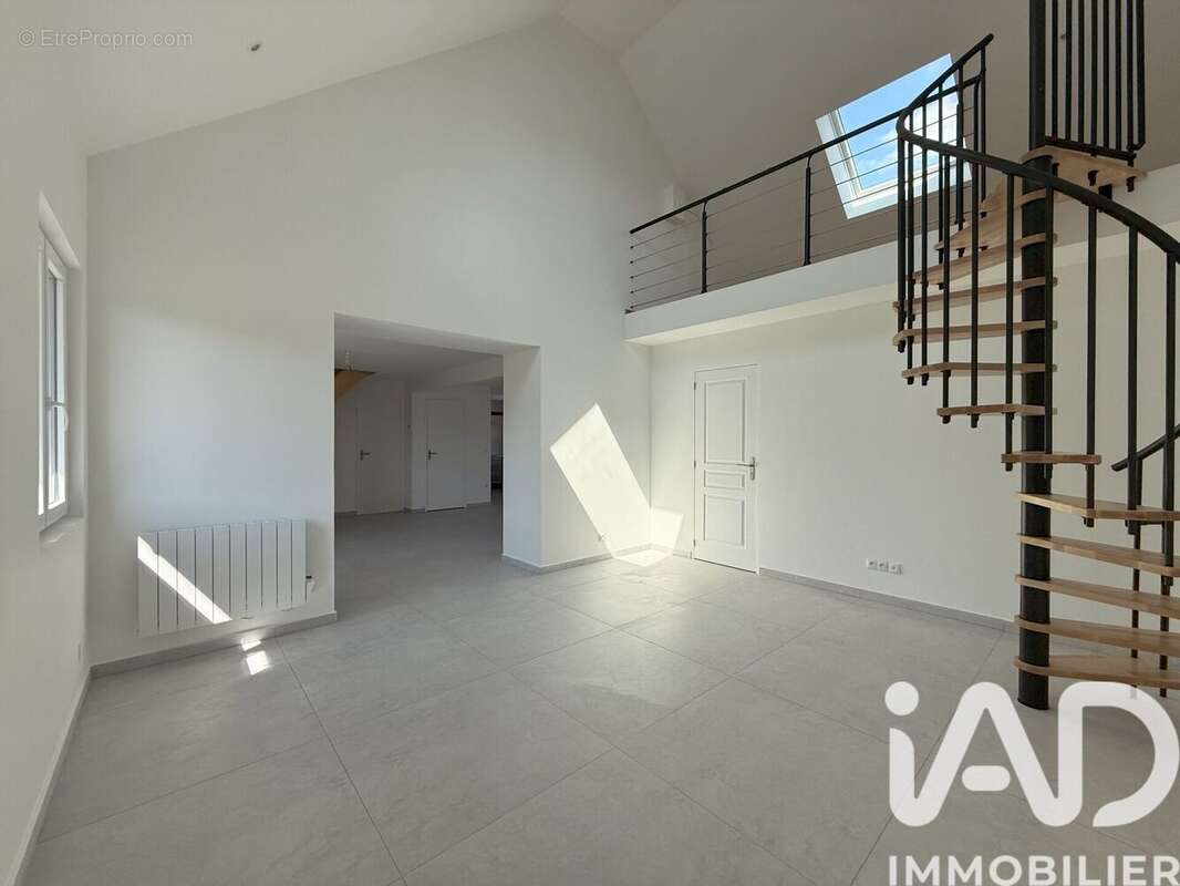 Photo 6 - Maison à CHATENAY-SUR-SEINE