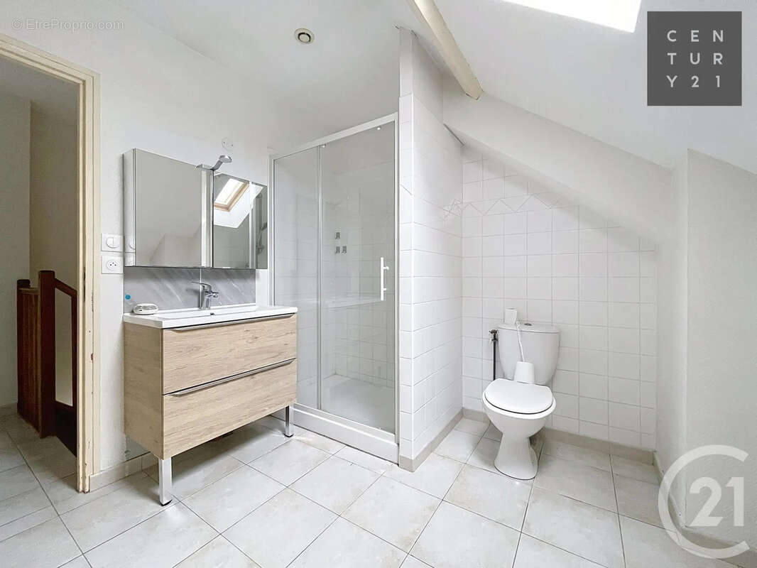 Appartement 88 m² à Saint-Andre-Les-Vergers  - photo 8