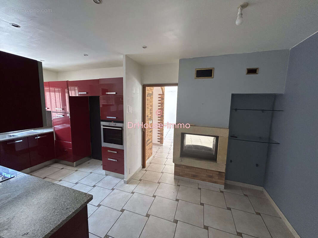 Maison 141 m² à Sainte-Marie  - photo 5