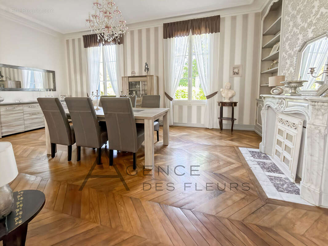 Maison La Saussaye 315 m2 - photo 5