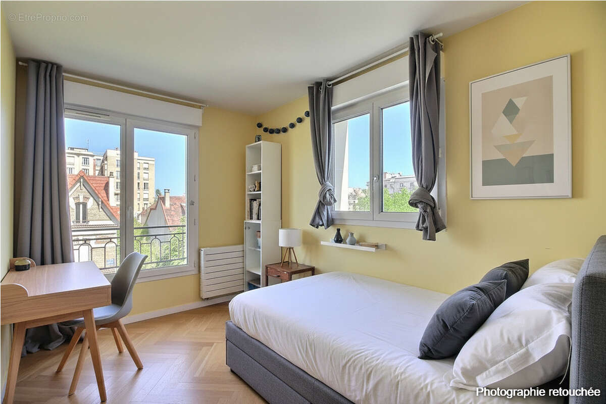 Appartement à COURBEVOIE