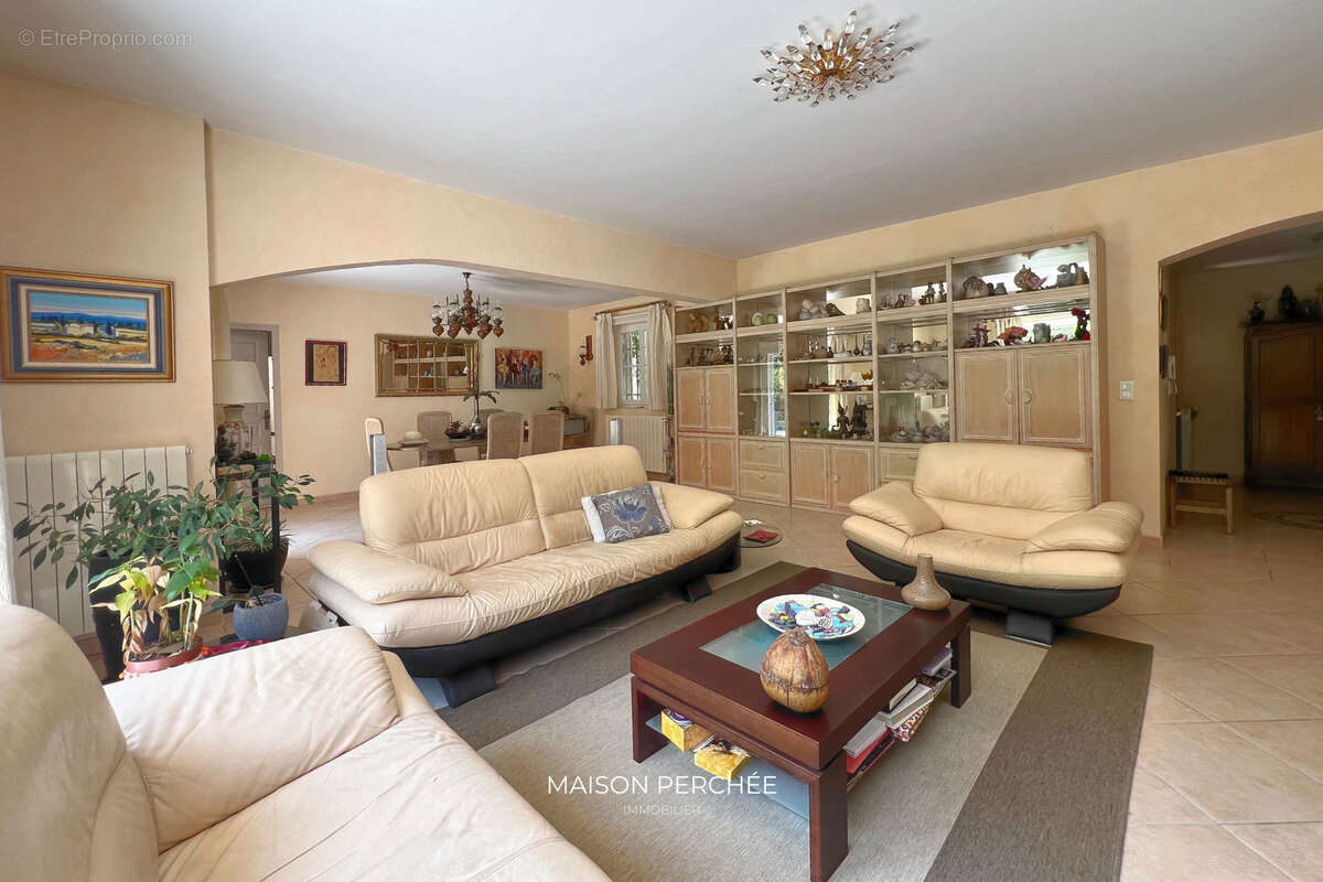 Maison à DRAGUIGNAN