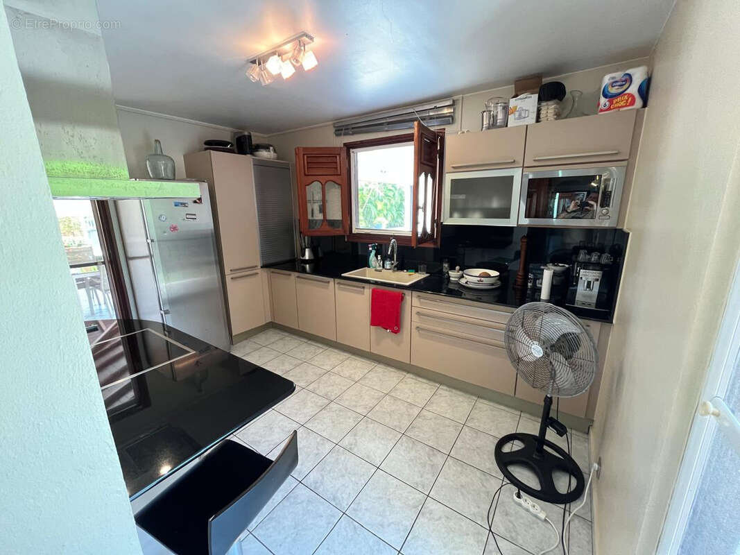 Maison à BAIE-MAHAULT