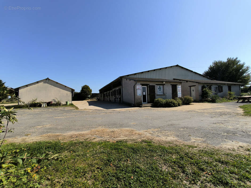 Maison à ARTANNES-SUR-INDRE