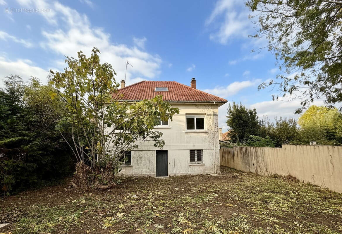 Maison à LIMEIL-BREVANNES