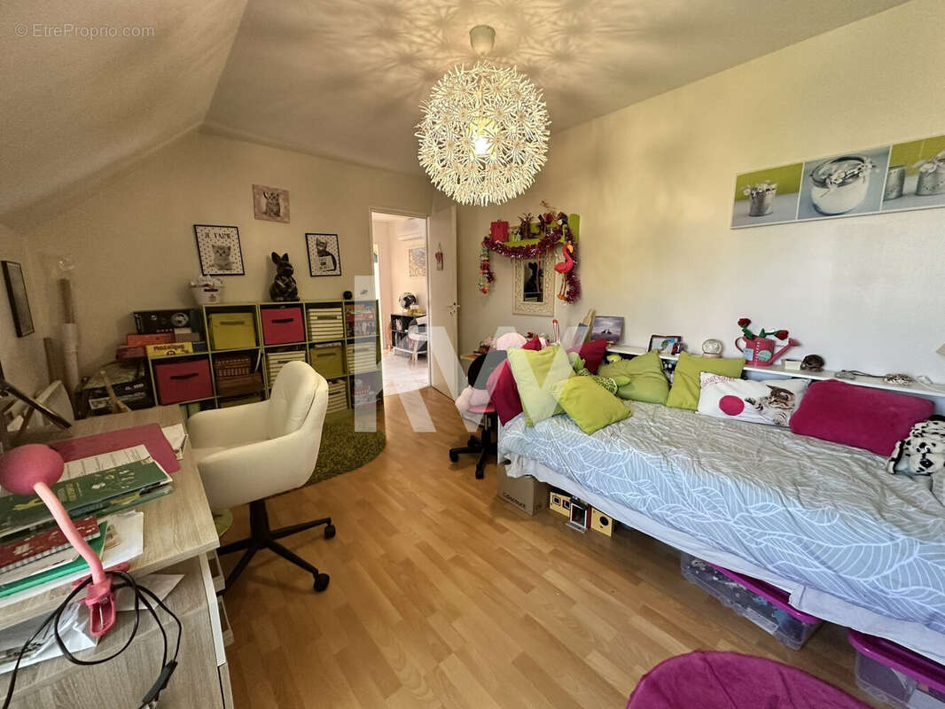 Maison 170 m² à Saint-Jean-De-Braye  - photo 9
