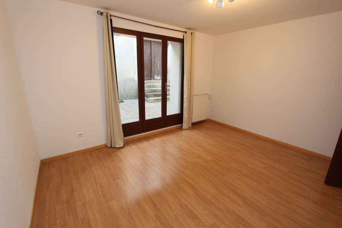 Maison à MONT-LE-VIGNOBLE