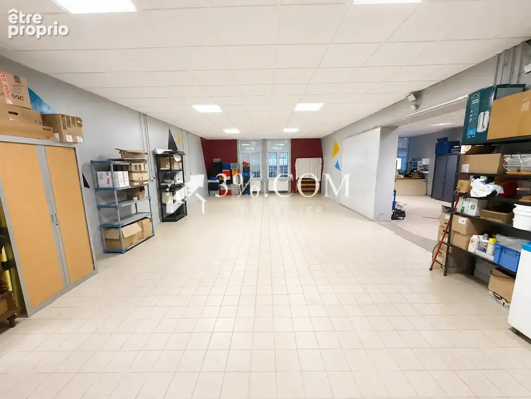 Maison - 4 chambres - garages - dependances - atelier - terrain 1400 m2 - photo 23
