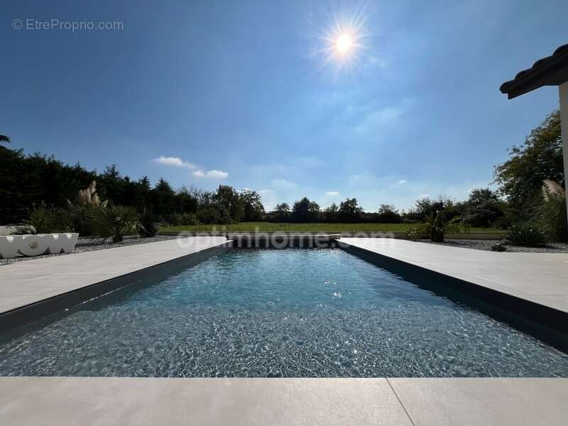 Maison à JANNEYRIAS