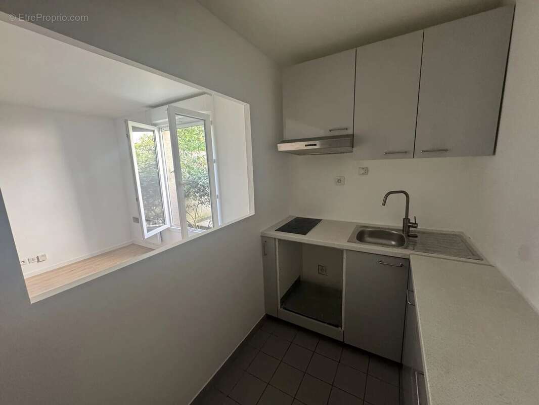 Appartement à PARIS-19E