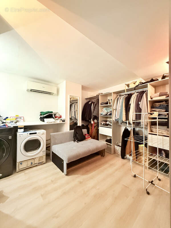 EXCLUSIVITE IRIA IMMOBILIER-Maison récente très proche des commodités! - photo 9