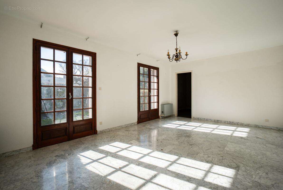 Maison à FLOURENS