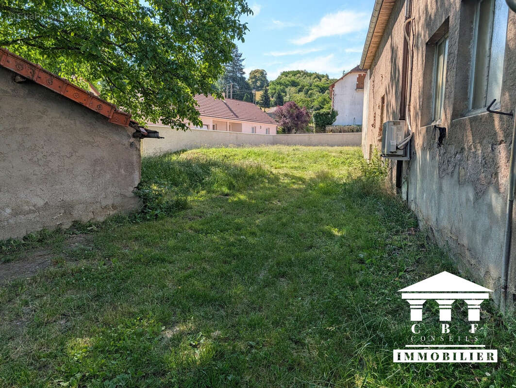 Maison 130 m² à Marmagne  - photo 2