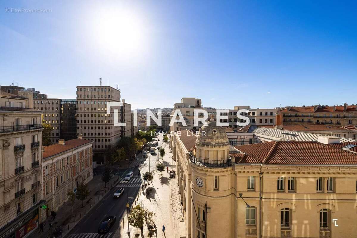 Appartement à MARSEILLE-1E