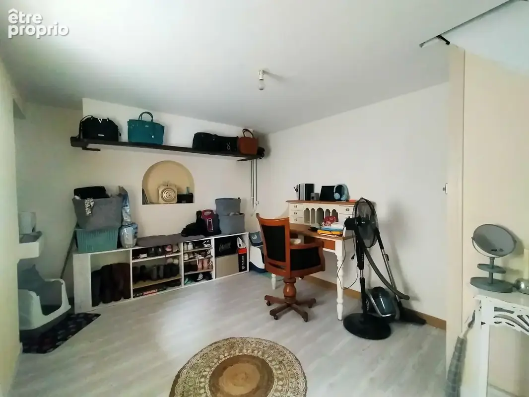 Maison à vendre Chémeré le Roi bureau ou entrée