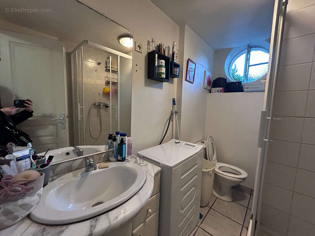 Appartement à GUILHERAND-GRANGES