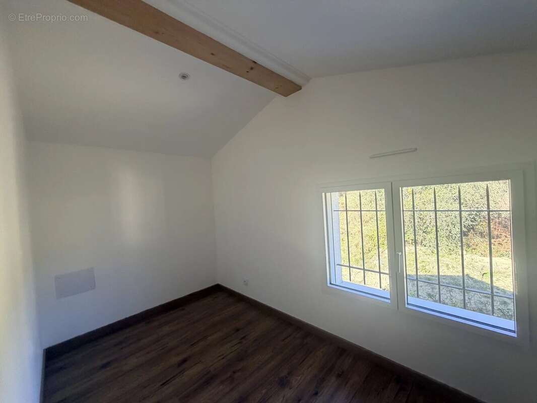 Maison à TOURRETTE-LEVENS