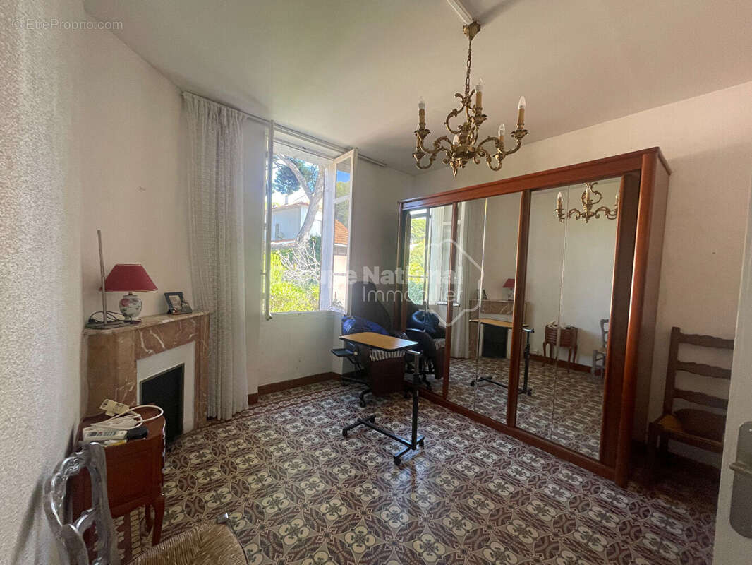 Maison à SAUSSET-LES-PINS