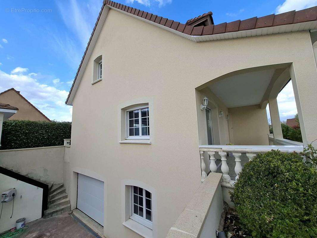 Maison à L&#039;AIGLE