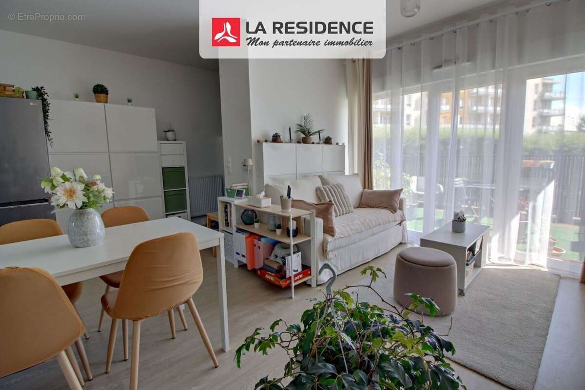 Appartement 62 m² à Mont-Saint-Aignan  - photo 7