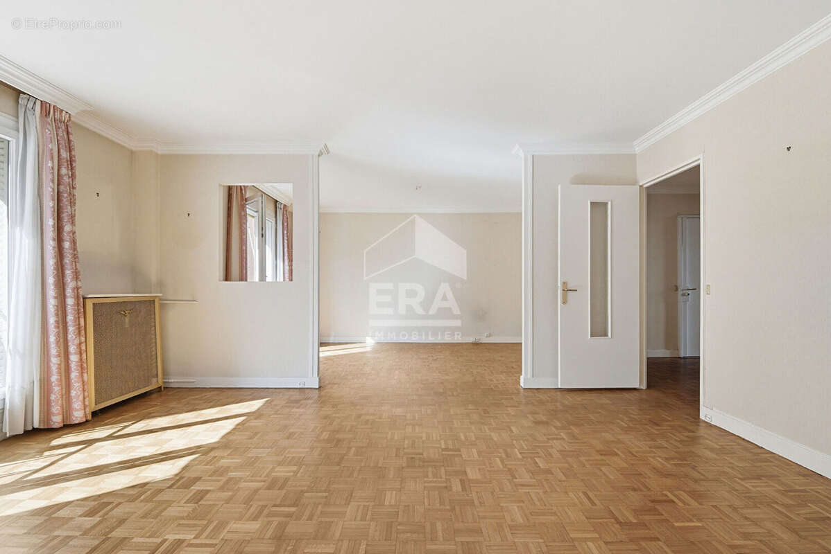 Appartement à PARIS-12E