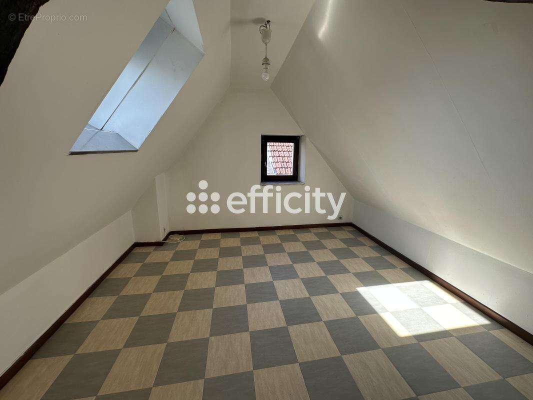 Maison à VILLERS-COTTERETS